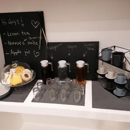 Finestra Sul Duomo Bed & Breakfast Naples
